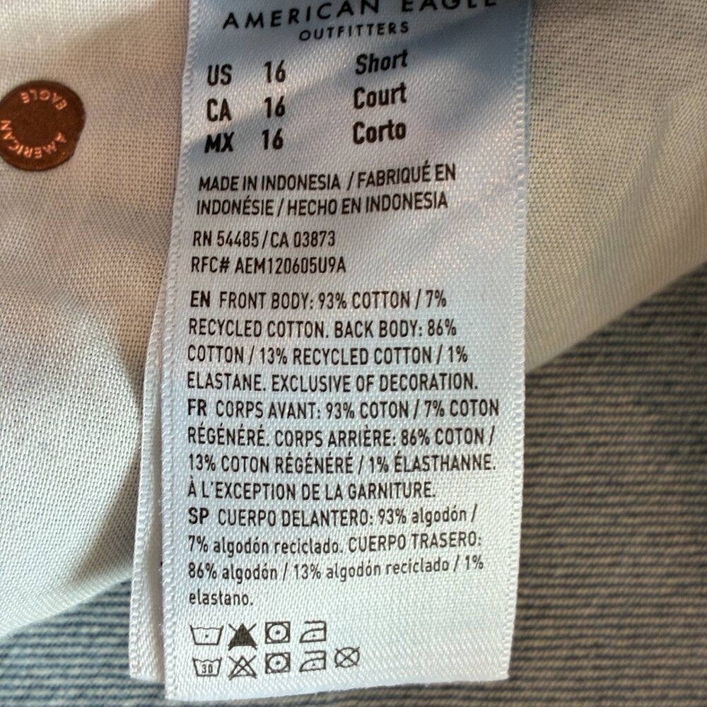 AE Strigid Curvy Super High-Waisted Baggy Straight Jean - Picture 7 of 14